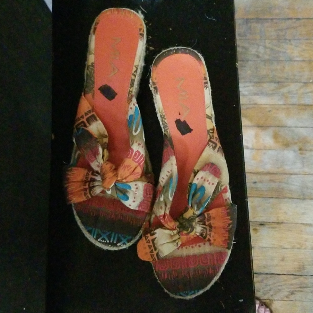 MIA wedge sandle